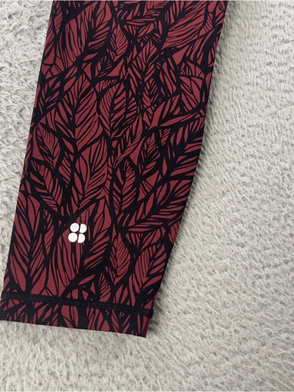 Sweaty Betty The Power 7/8 Leggings Womens Medium Red Black Leaf Print Athletic - Picture 7 of 7